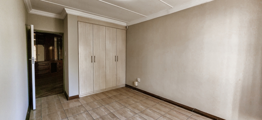 5 Bedroom Property for Sale in Sasolburg Ext 4 Free State
